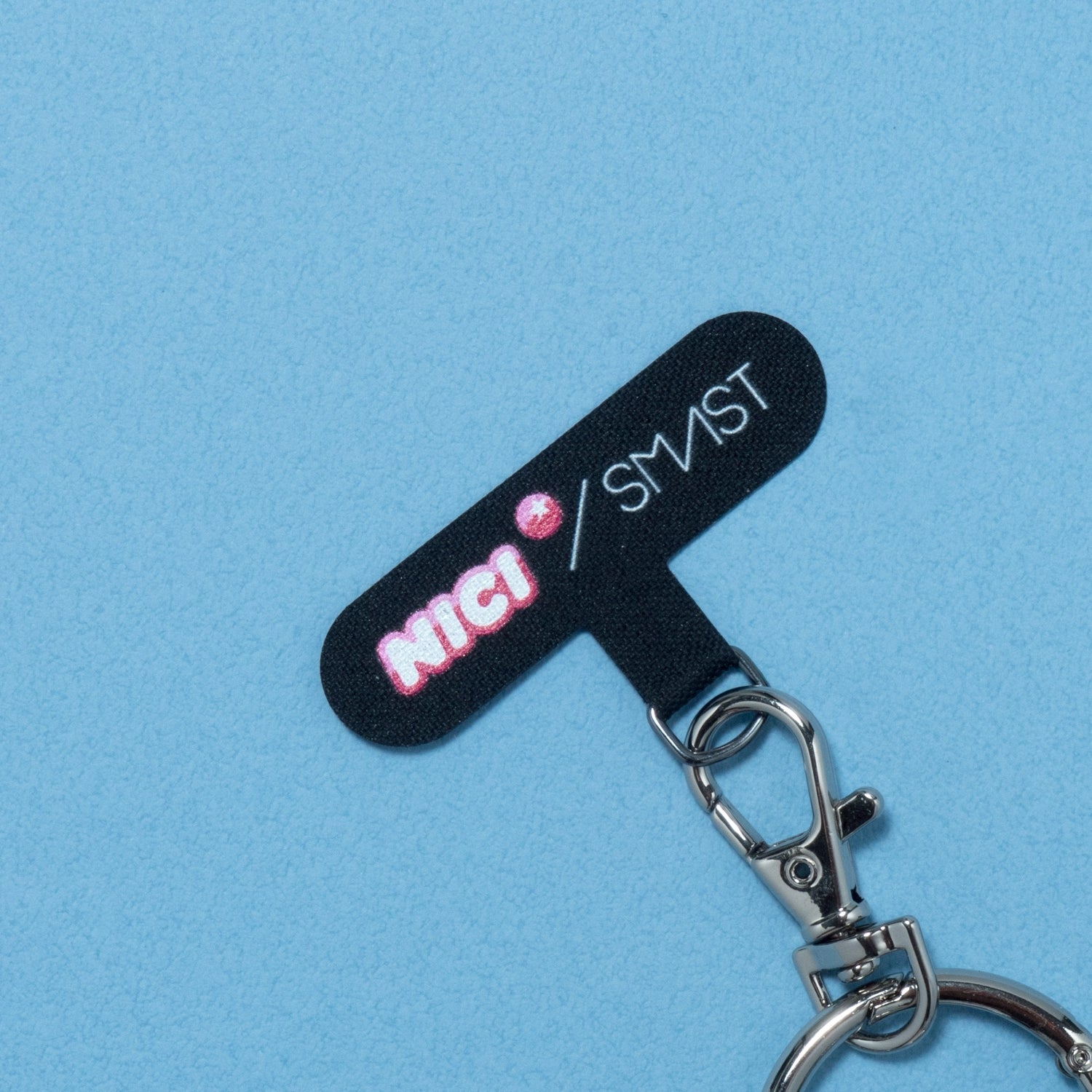 NICI × SMAST GLITTER MOBILE STRAP/ライオン