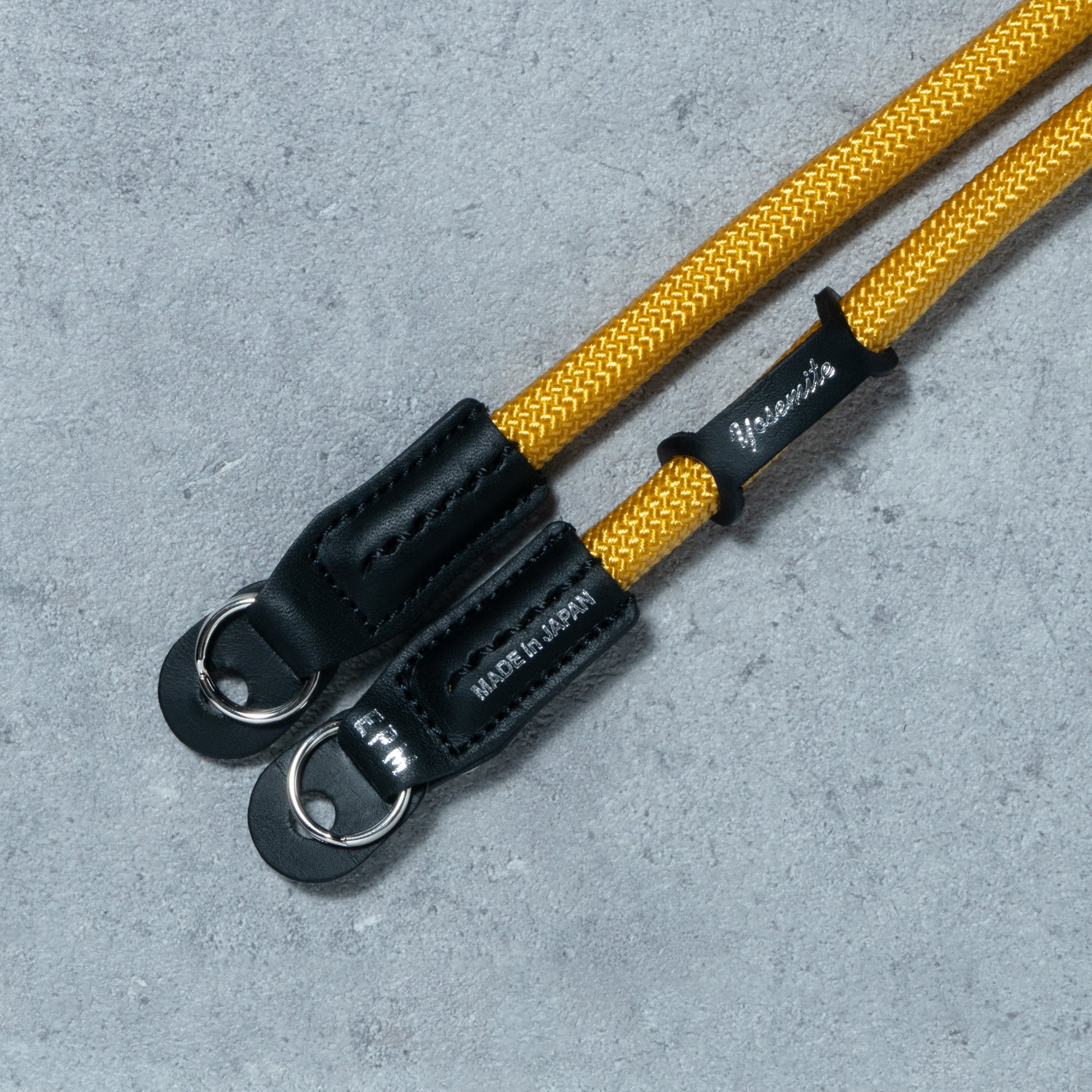 YOSEMITE CAMERA STRAP <br>CRIMSON YELLOW<br>ヨセミテ カメラストラップ / クリムゾンイエロー