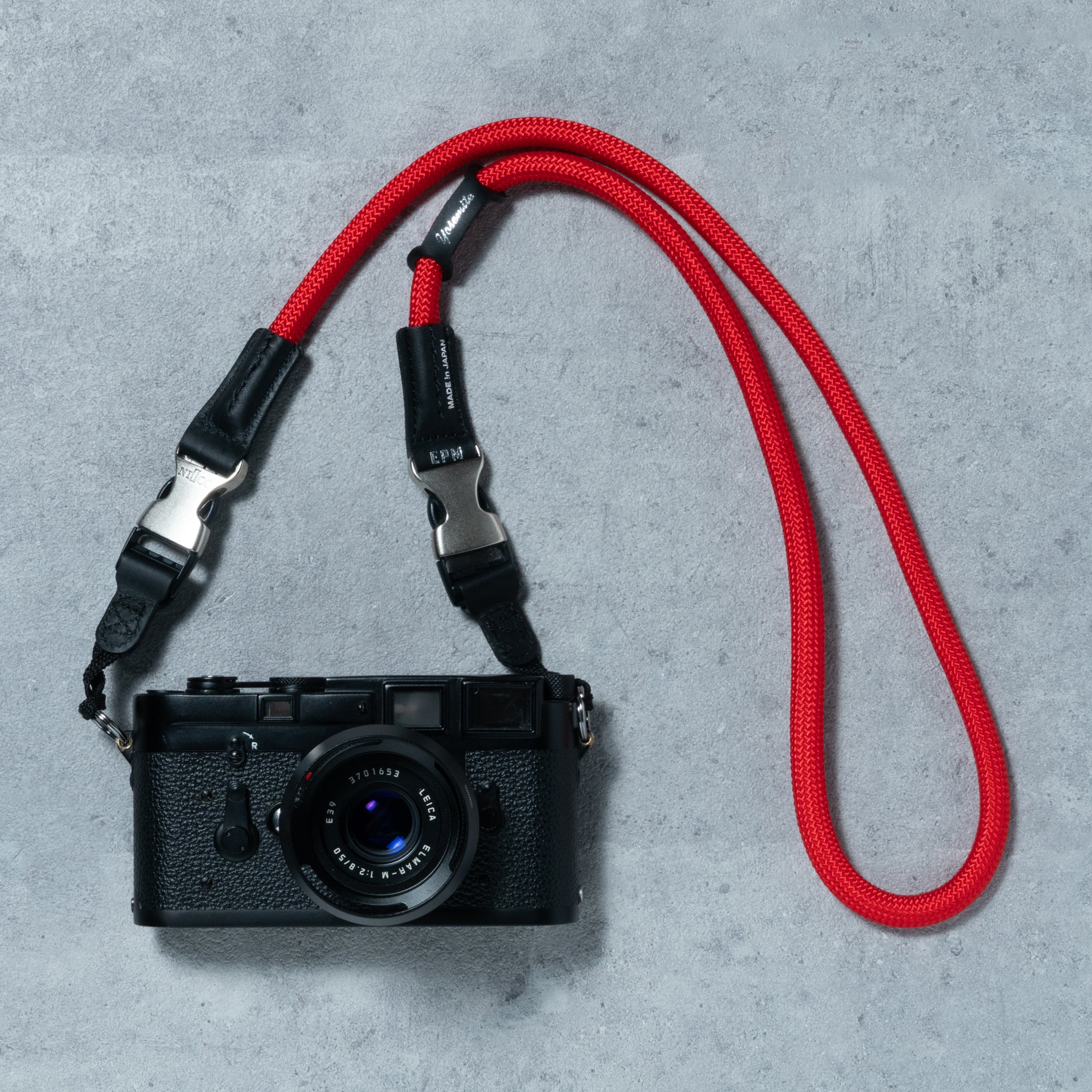 YOSEMITE CAMERA STRAP PRO <br>CRIMSON RED<br>ヨセミテ カメラストラップ プロ / クリムゾンレッド