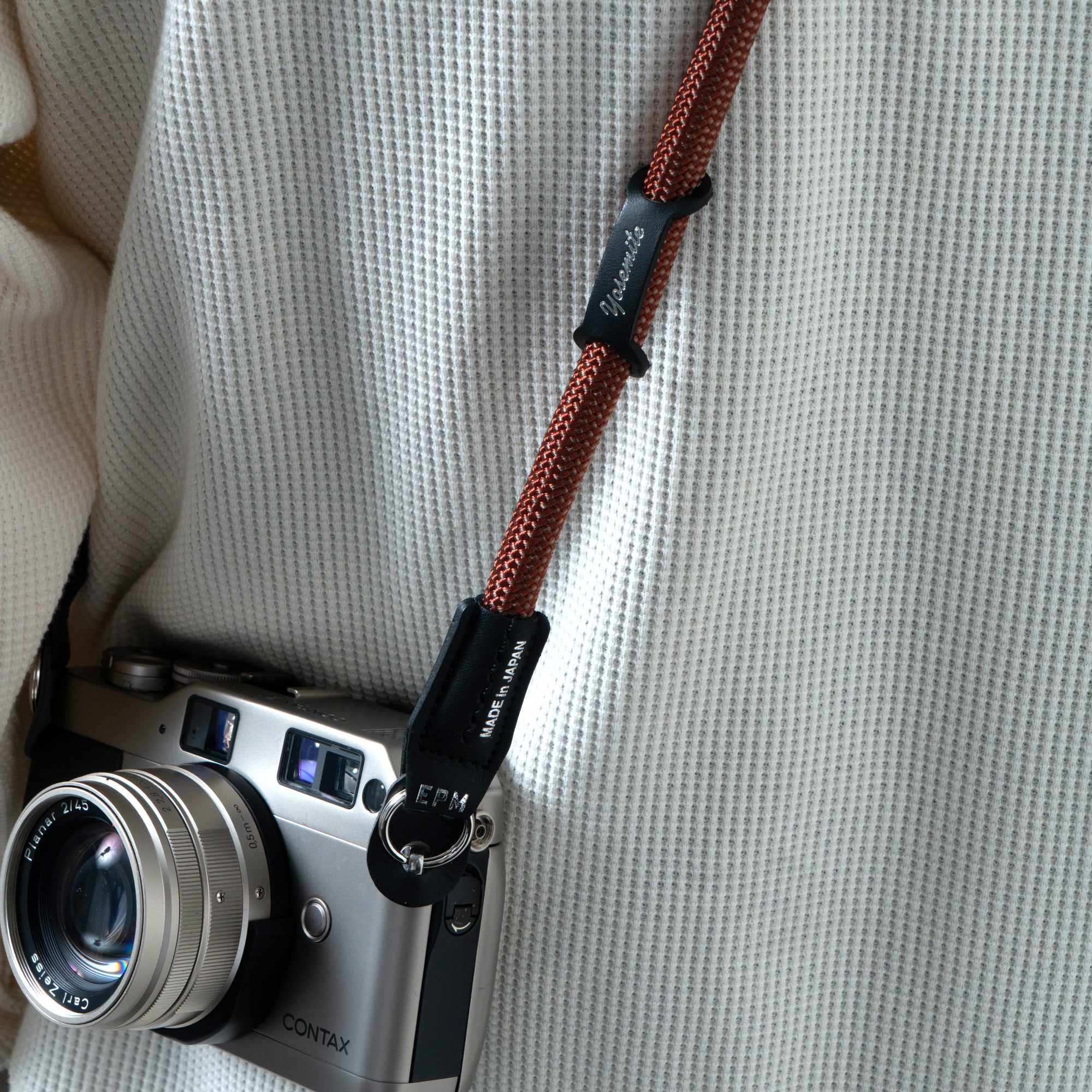 YOSEMITE CAMERA STRAP