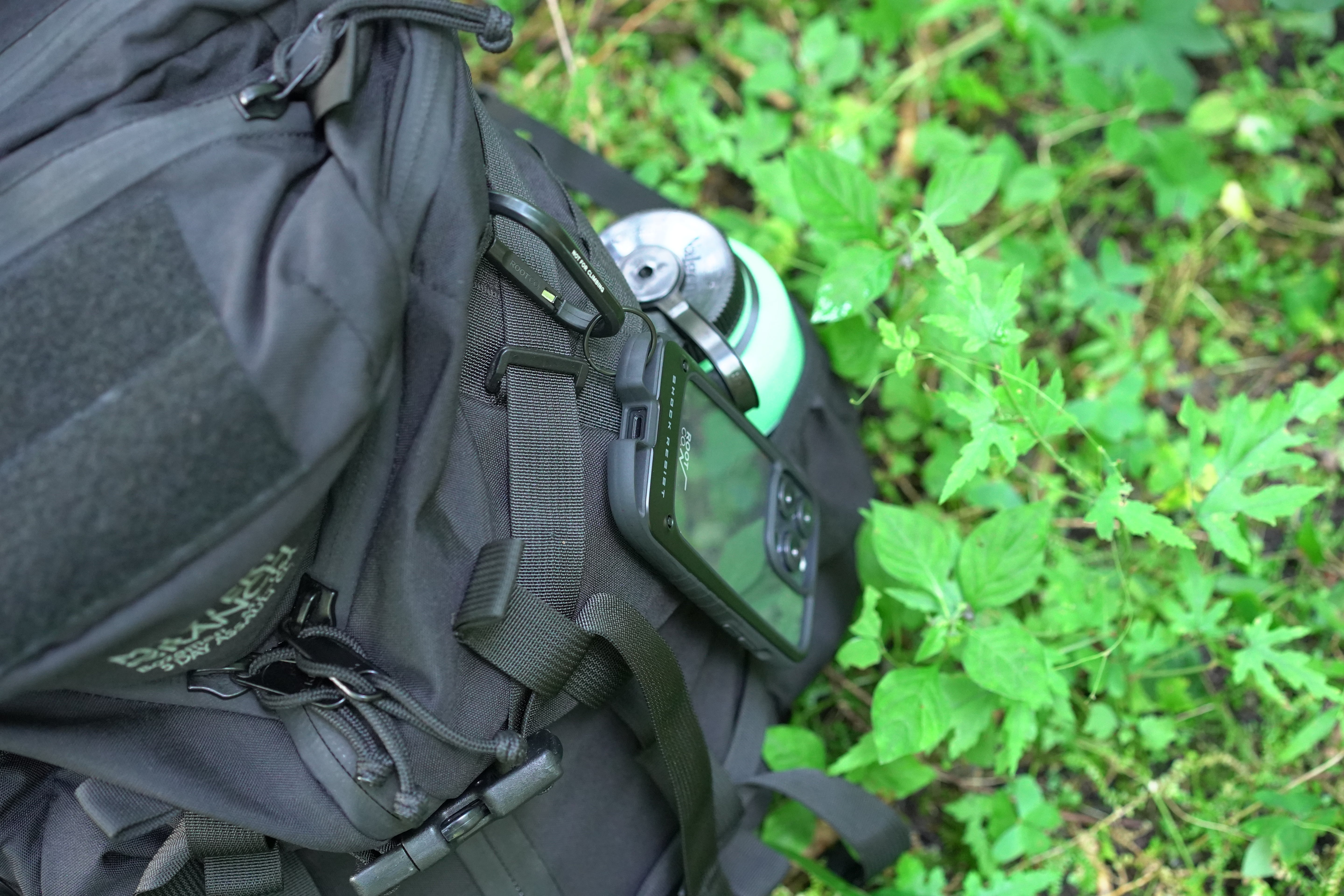 ROOT CO. / 【iPhone14Pro専用】GRAVITY Shock Resist Case +Hold.