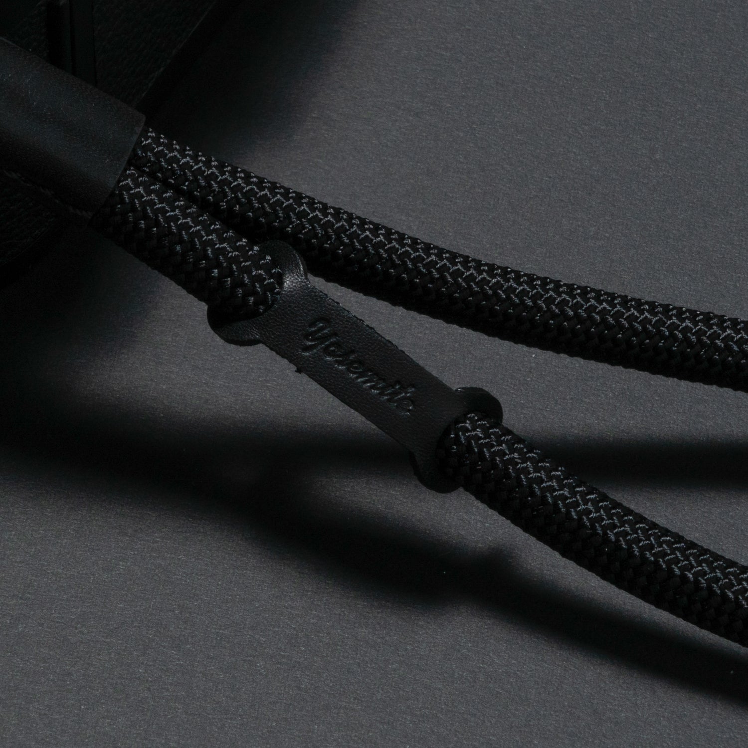 YOSEMITE CAMERA STRAP HANDLE<br>KARASU