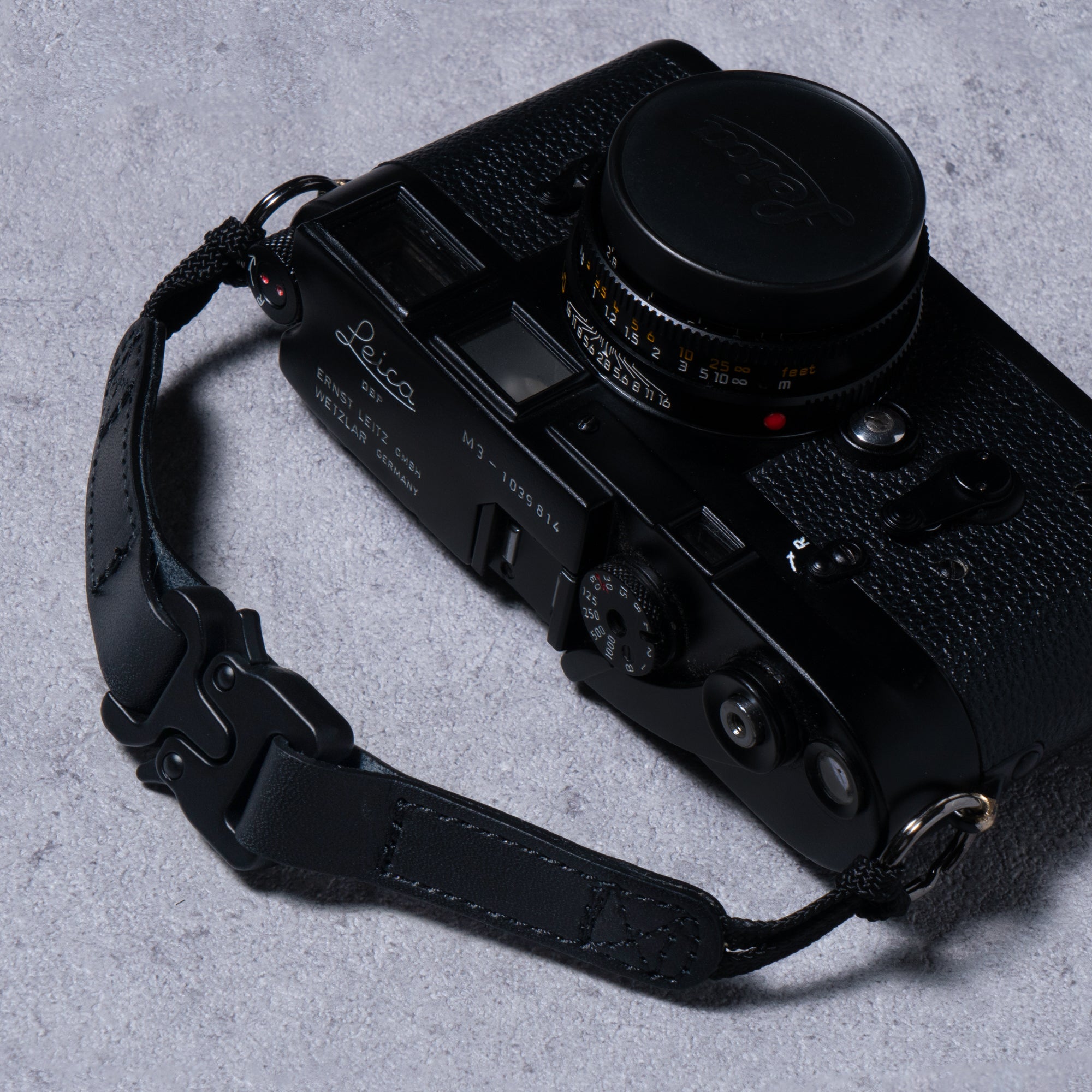 YOSEMITE CAMERA STRAP TOTEM <br>MAD BLACK<br>ヨセミテ カメラストラップ トーテム / マッドブラック