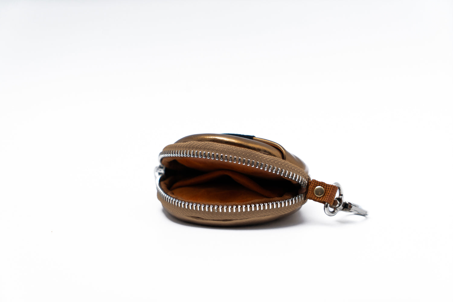 SMAST CIRCLE POUCH / BRONZE