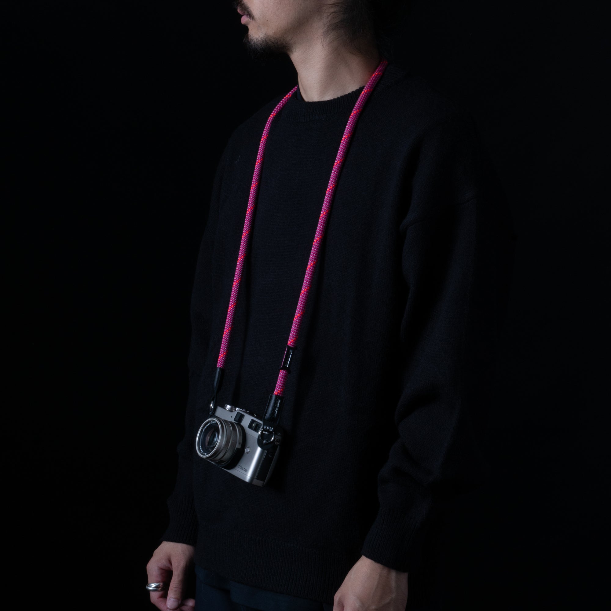 【MAMMUT EDITION】<br>YOSEMITE CAMERA STRAP<br> FLAMINGO<br>マムートエディション ヨセミテカメラ ストラップ / フラミンゴ