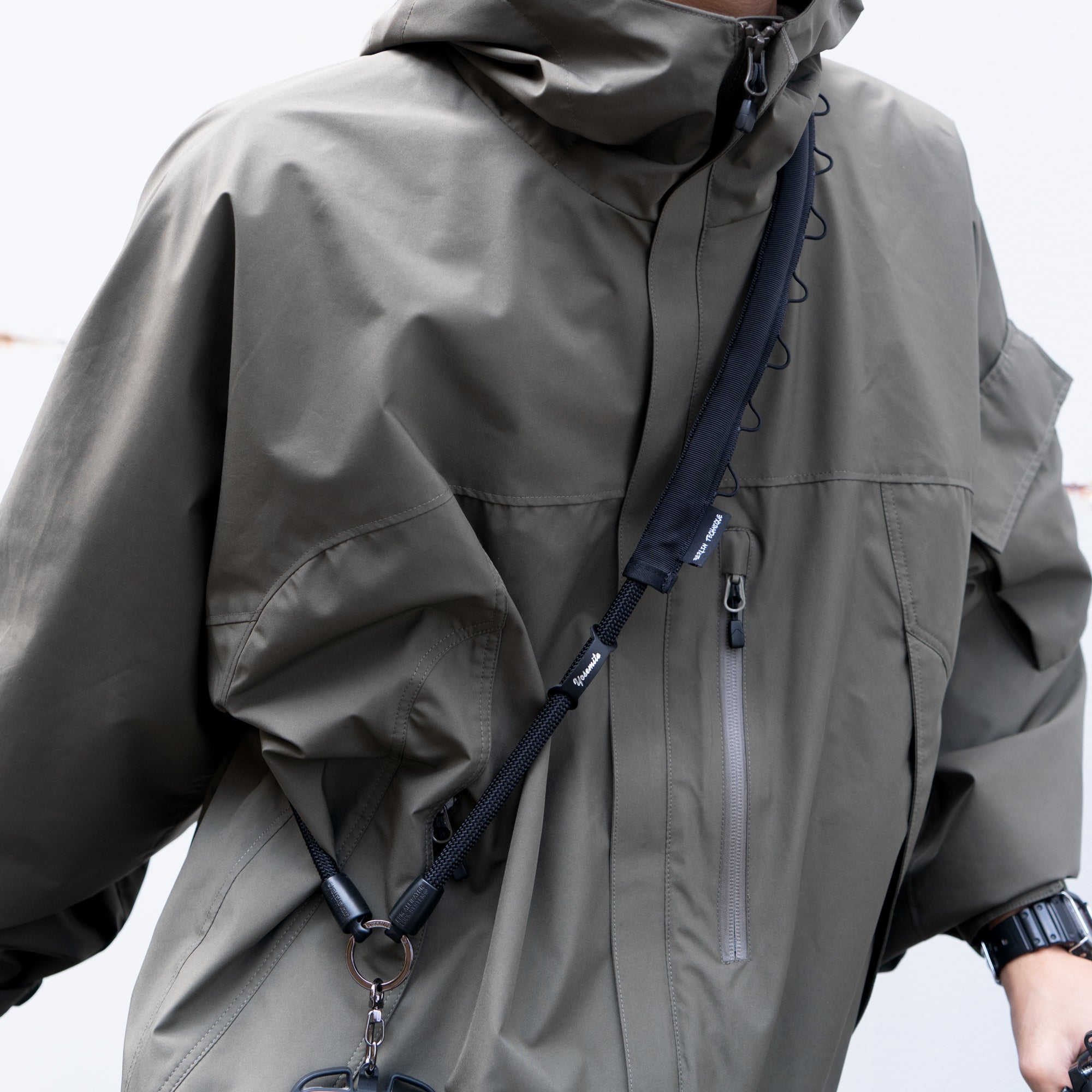 YOSEMITE STRAP X BAICYCLON by Bagjack<br>YOSEMITE WEBBING STRAP<br>MAD BLACK<br>ヨセミテ ストラップ x バイシクロン バイ バグジャック<br>ヨセミテ ウェビングストラップ<br>マッドブラック