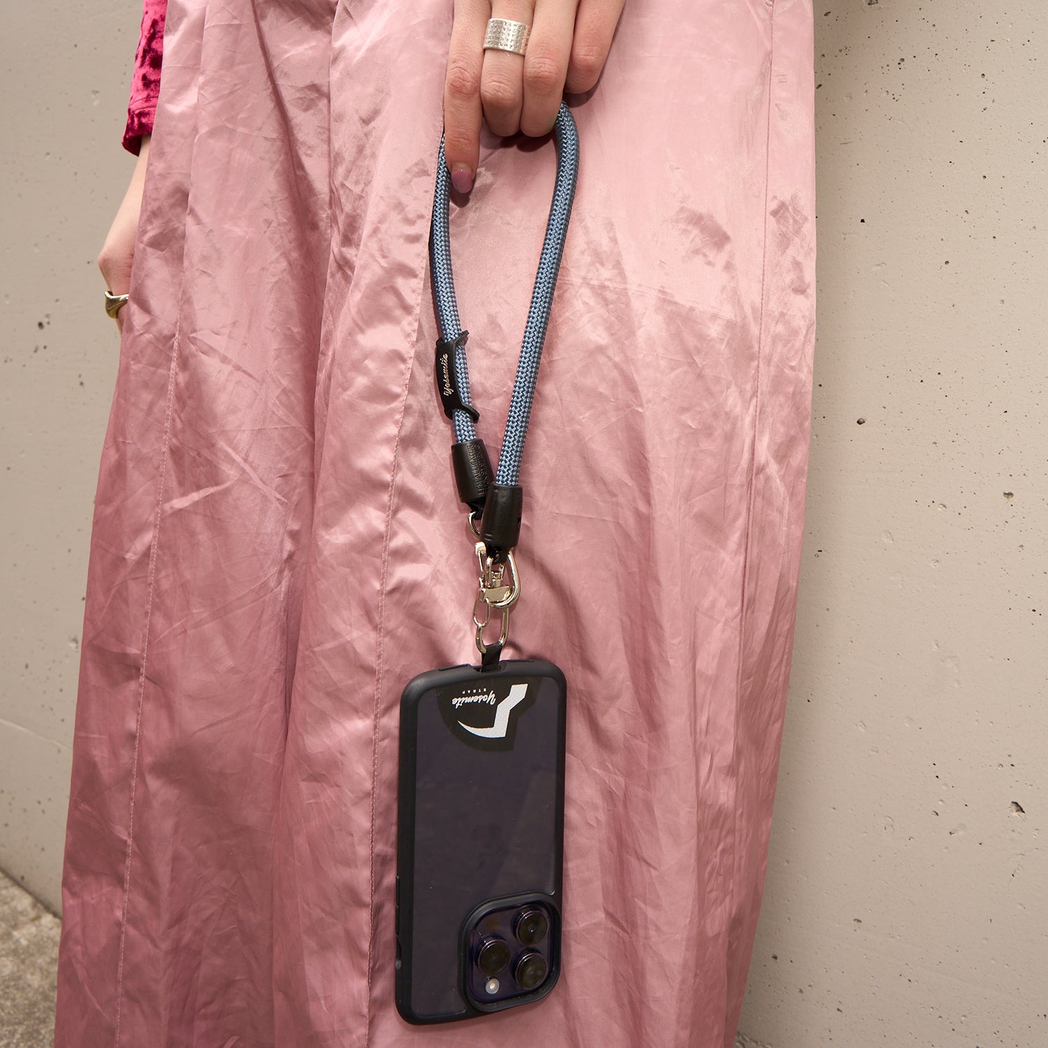 YOSEMITE 2WAY SHORT STRAP<br>SMOKEY