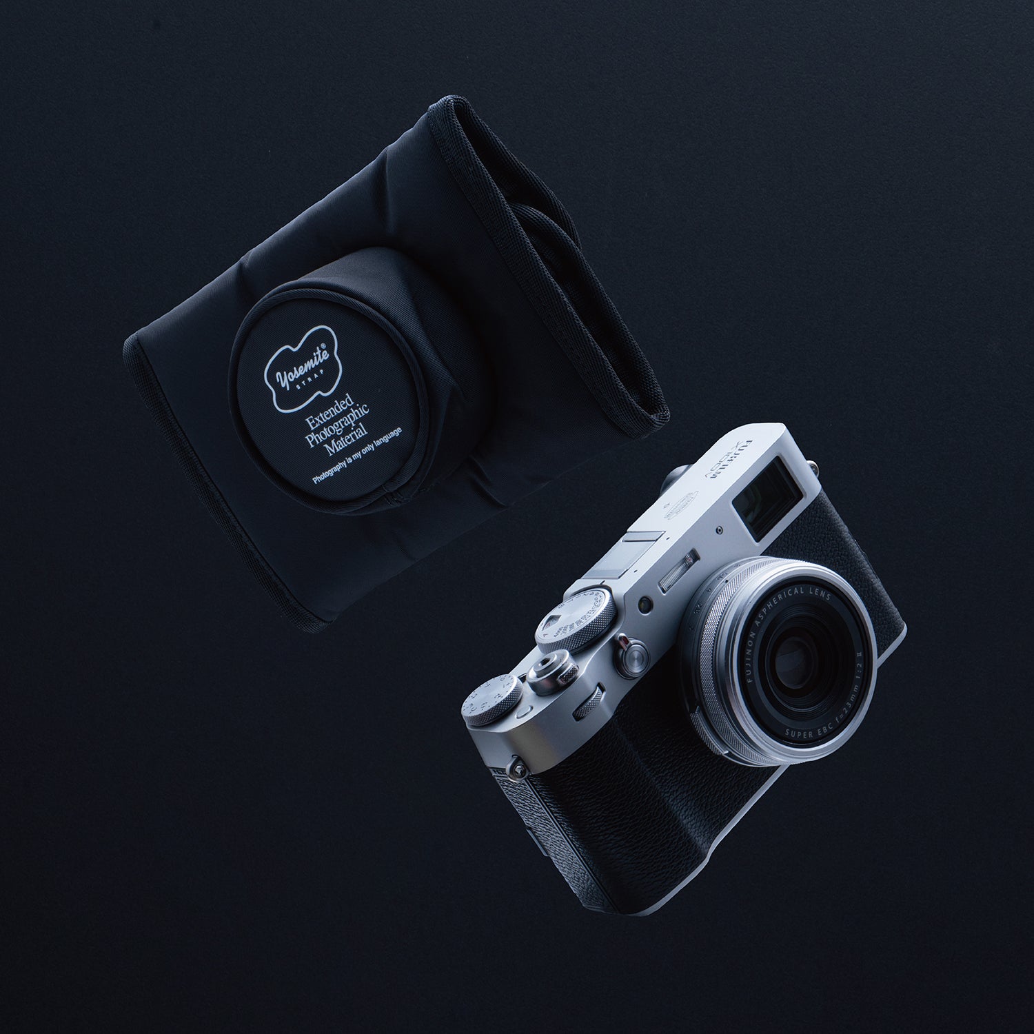 予約商品<br>YOSEMITE SPRINGROLL CAMERA JACKET TYPE X100<BR>スプリングロールカメラジャケット<br>ブラック