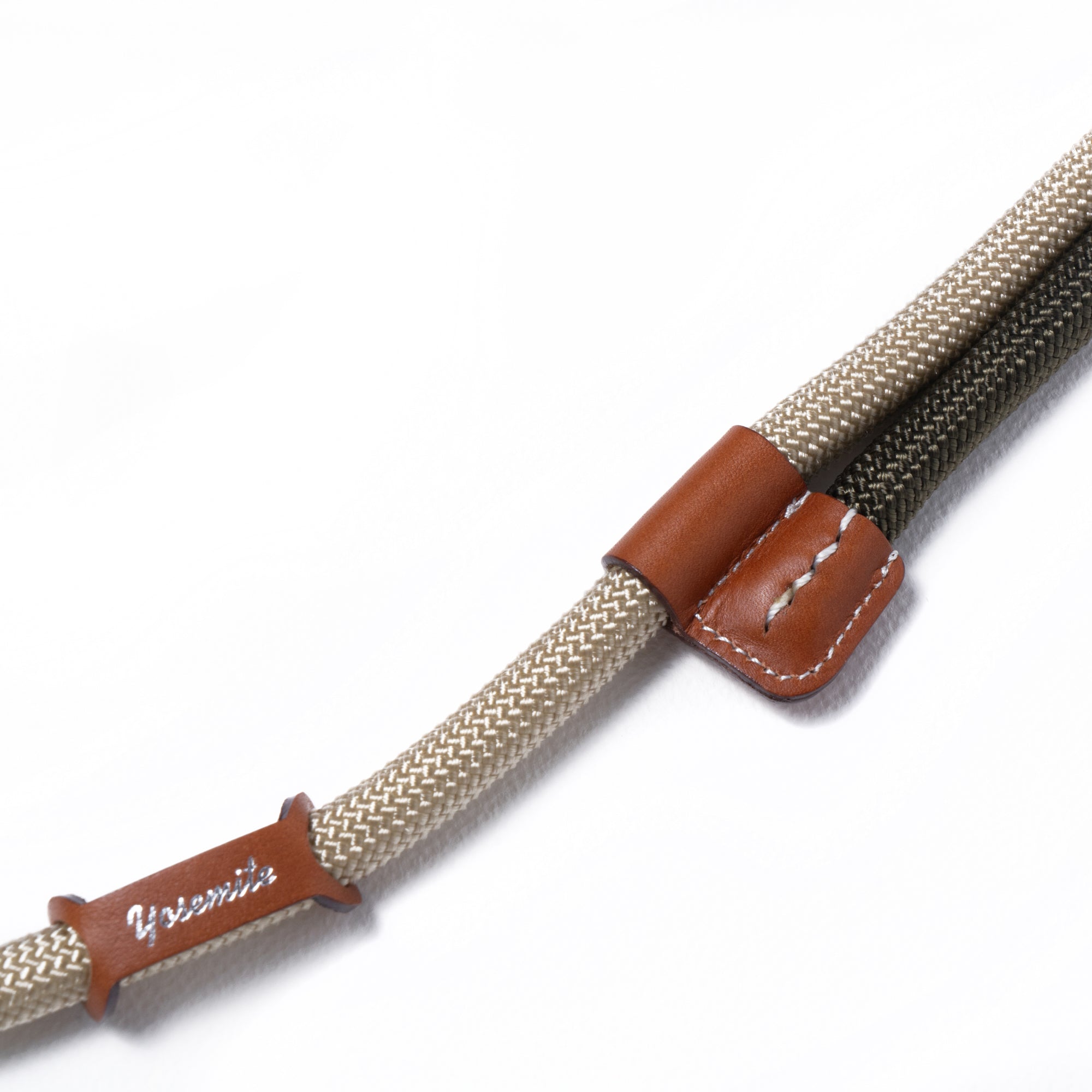 YOSEMITE MOBILE STRAP ADJUSTMENT LEATHER<br>MILITARY / COYOTE<br>ヨセミテ モバイルストラップ アジャストメント レザー<br>ミリタリー / コヨーテ