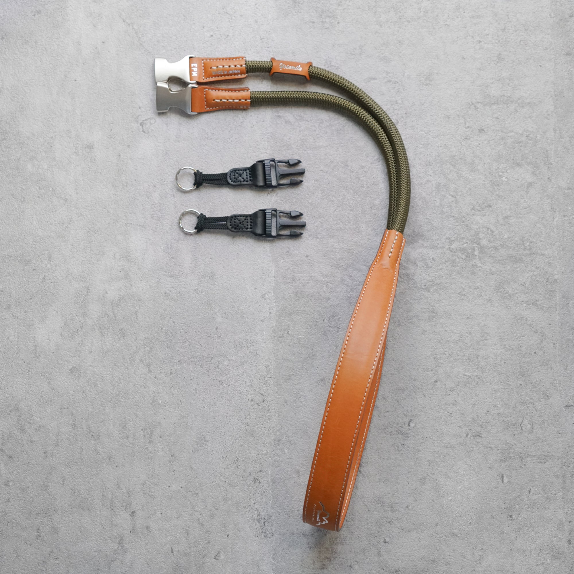 YOSEMITE CAMERA STRAP PRO PLUS <br>HUNTER KHAKI<br>ヨセミテ カメラストラップ プロ プラス / ハンターカーキ