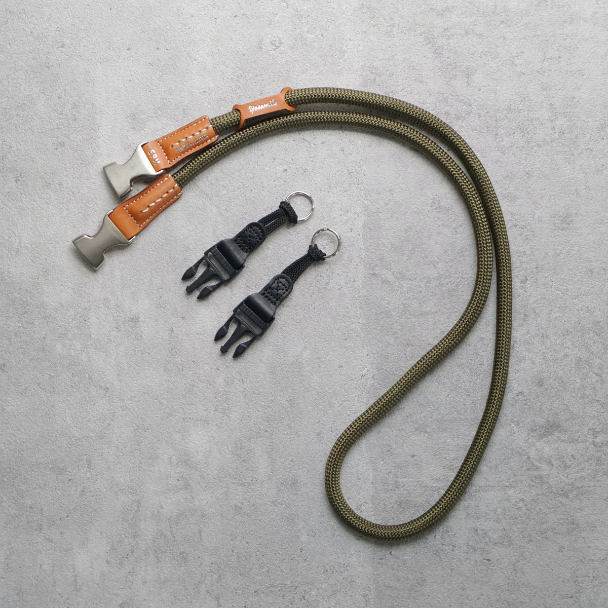 YOSEMITE MOBILE STRAP ヨセミテストラップハンターカーキ - スマホ 