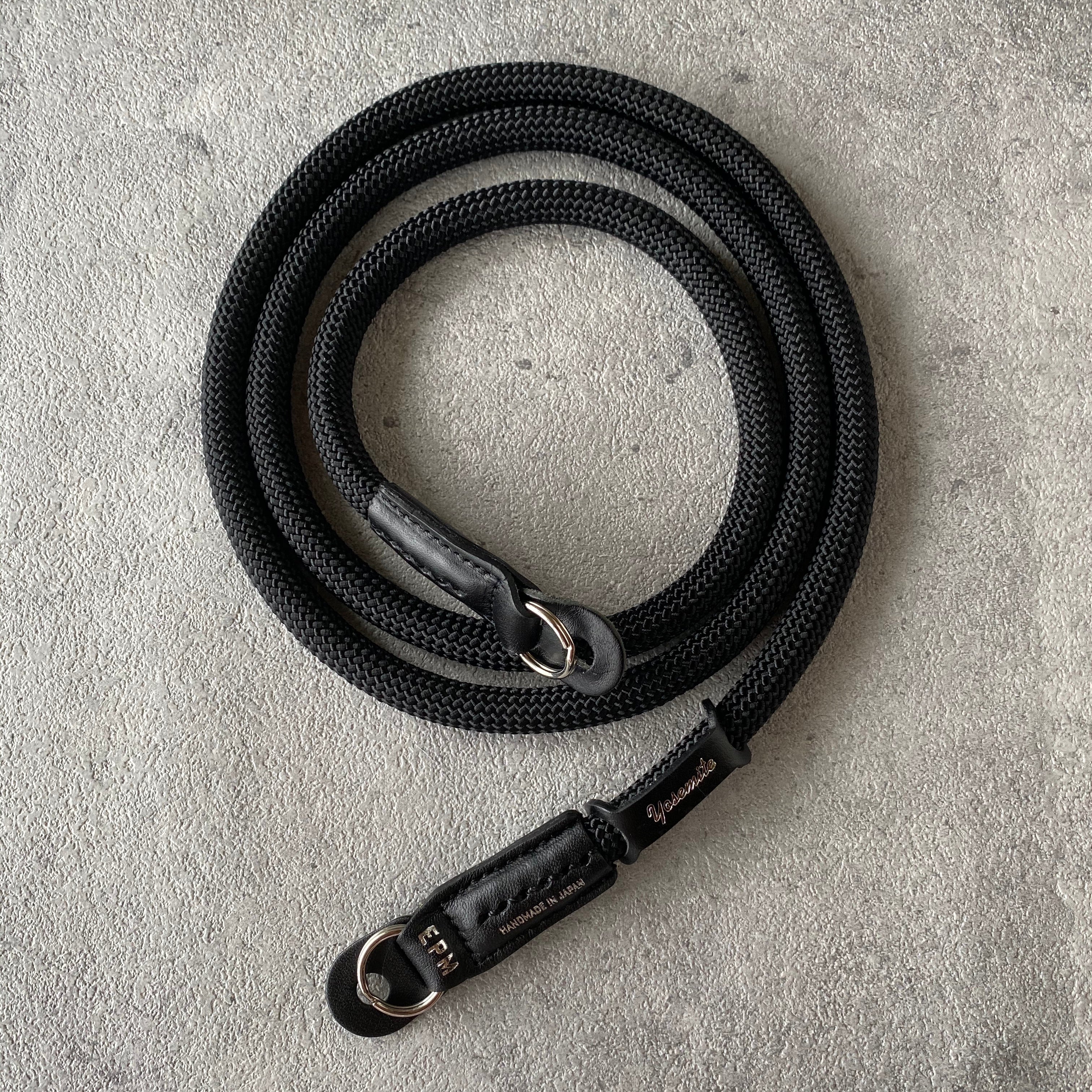 YOSEMITE CAMERA STRAP <br>MAD BLACK<br>ヨセミテ カメラストラップ / マッドブラック