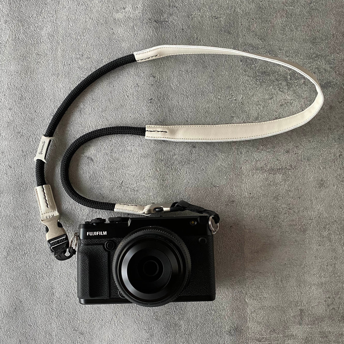 EXTENDED｜エクステンデッド YOSEMITE CAMERA STRAP