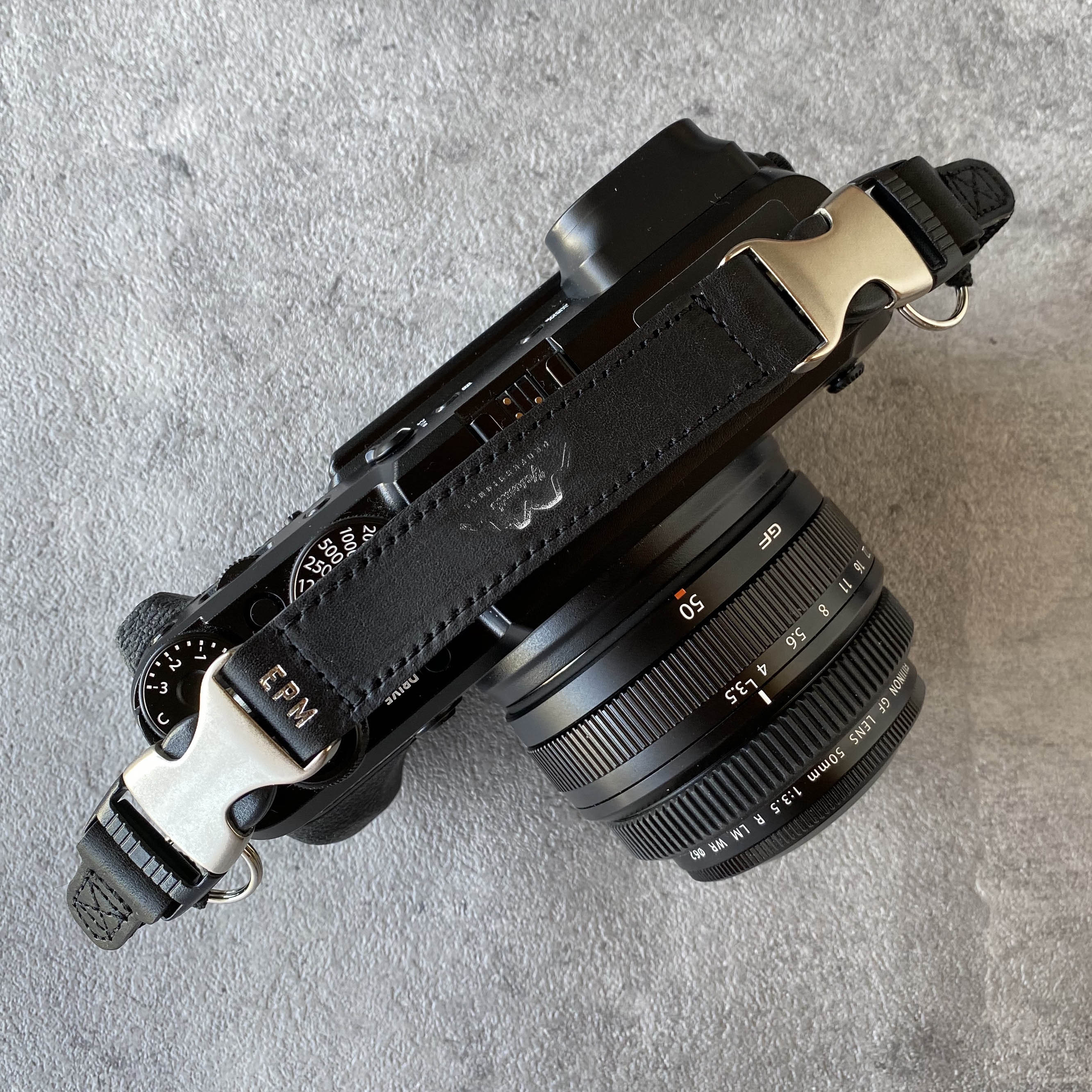 YOSEMITE CAMERA STRAP PRO HANDLE<br>MAD BLACK<br>ヨセミテ カメラストラップ プロ ハンドル / マッドブラック