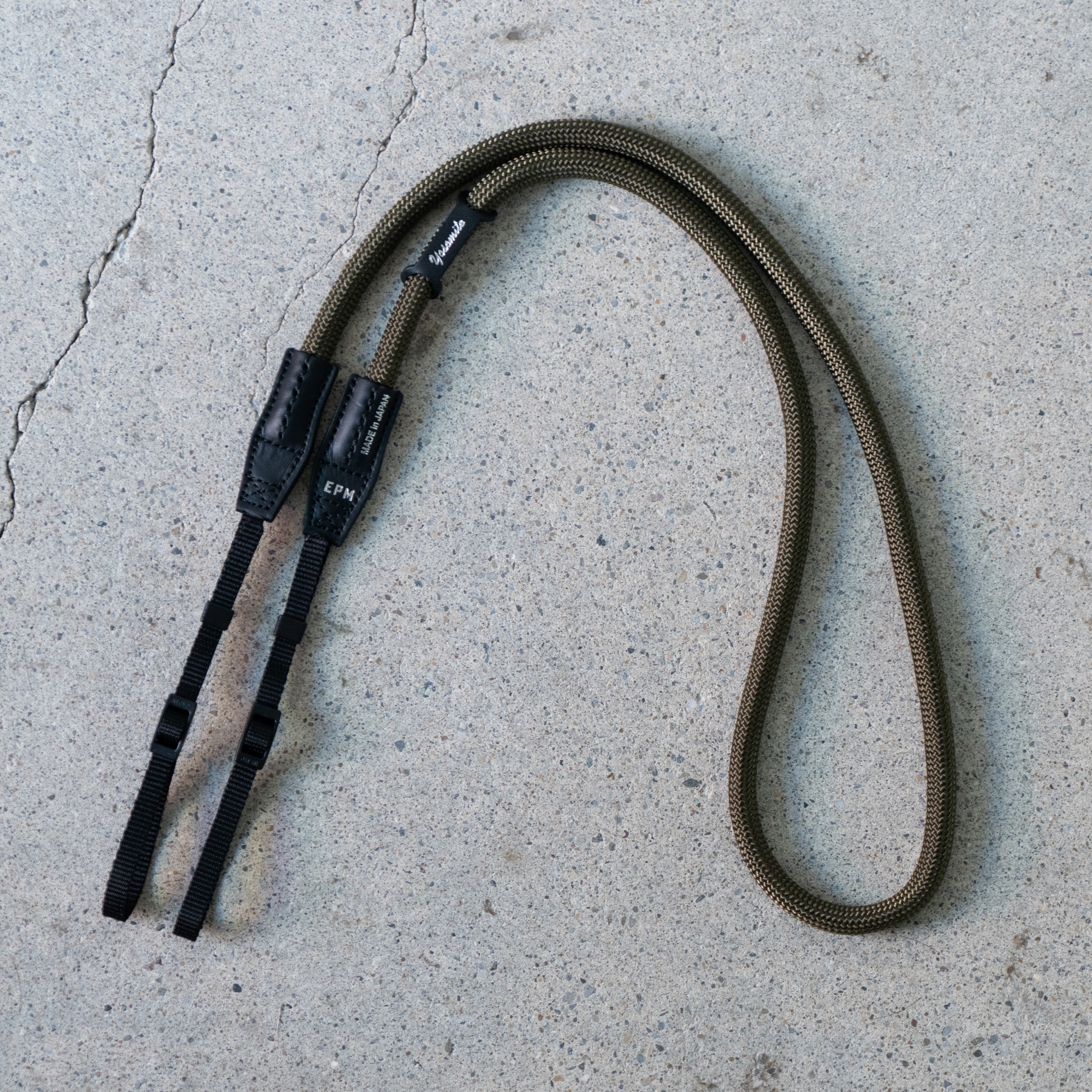 YOSEMITE CAMERA STRAP ProLoom <br>MILITARY<br>ヨセミテ カメラストラップ プロ ルーム /ミリタリー