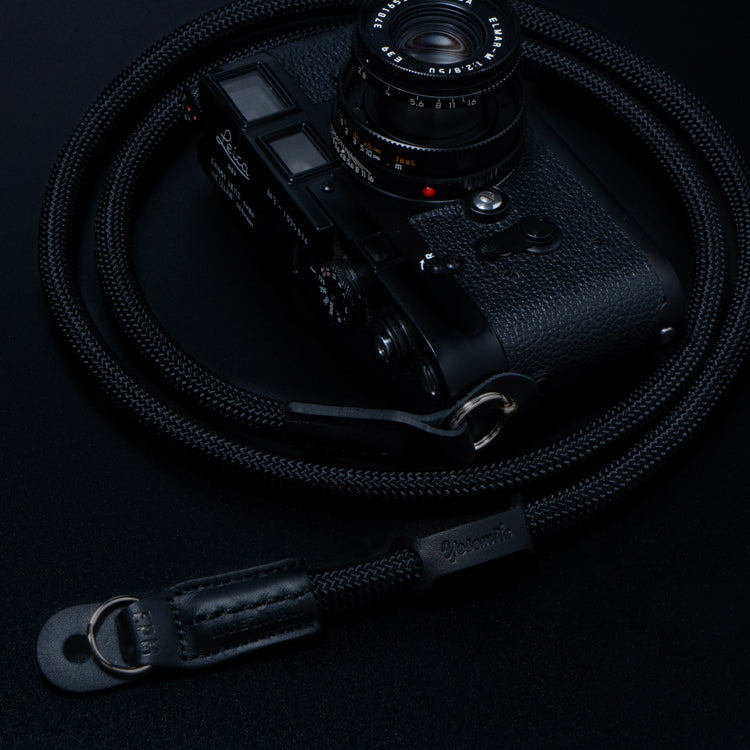 再入荷<br>YOSEMITE CAMERA STRAP <br>KARASU<br>ヨセミテ カメラストラップ / カラス