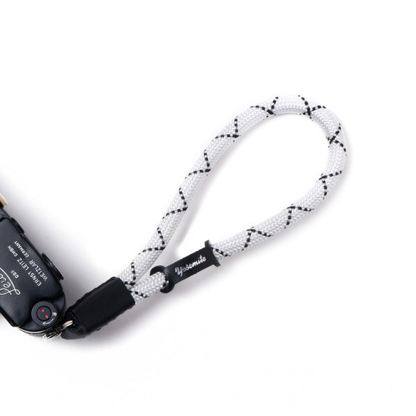 YOSEMITE CAMERA STRAP HANDLE<br>WHITE X BLACK<br>ヨセミテ カメラストラップ ハンドル / ホワイト X ブラック