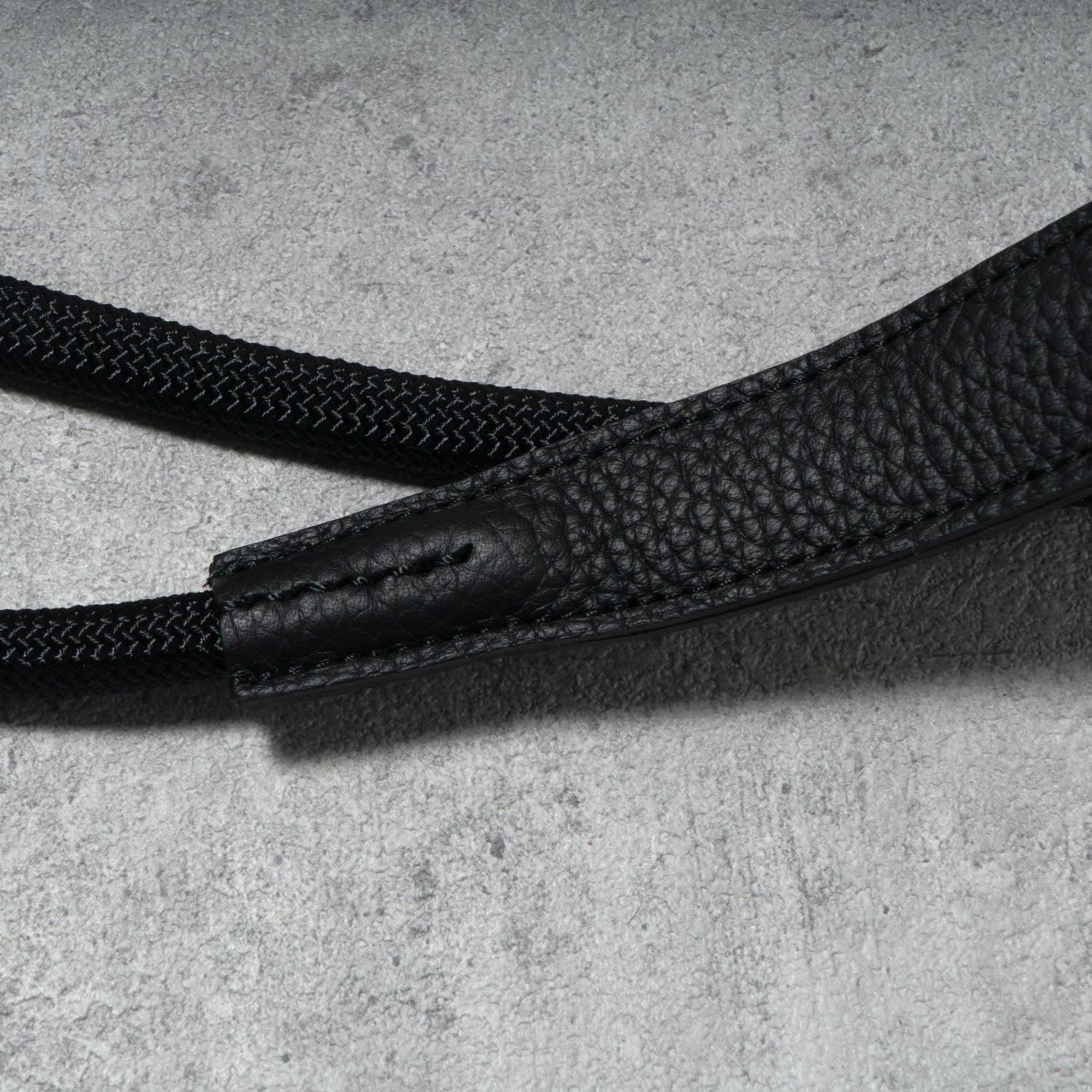 YOSEMITE CAMERA STRAP PRO PLUS <br>GRAIN BLACK<br>ヨセミテ カメラストラップ プロ プラス / グレインブラック