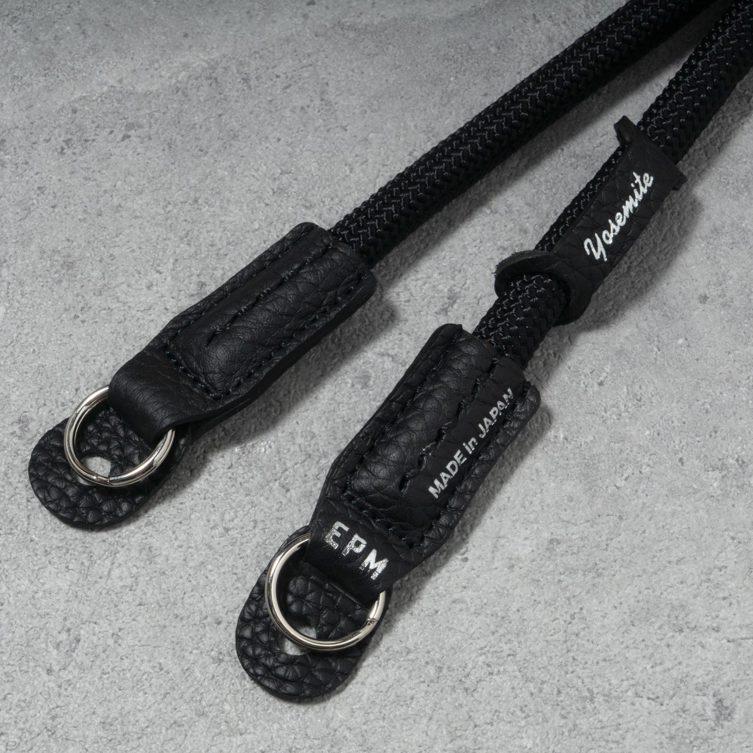 YOSEMITE CAMERA STRAP GRAIN BLACKヨセミテ カメラストラップ