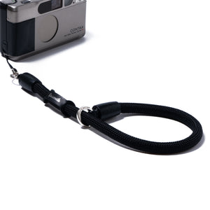 YOSEMITE CAMERA HAND STRAP for COMPACT<br>MAD BLACK<br>ヨセミテ カメラ ハンド ストラップ フォー コンパクト / マッドブラック
