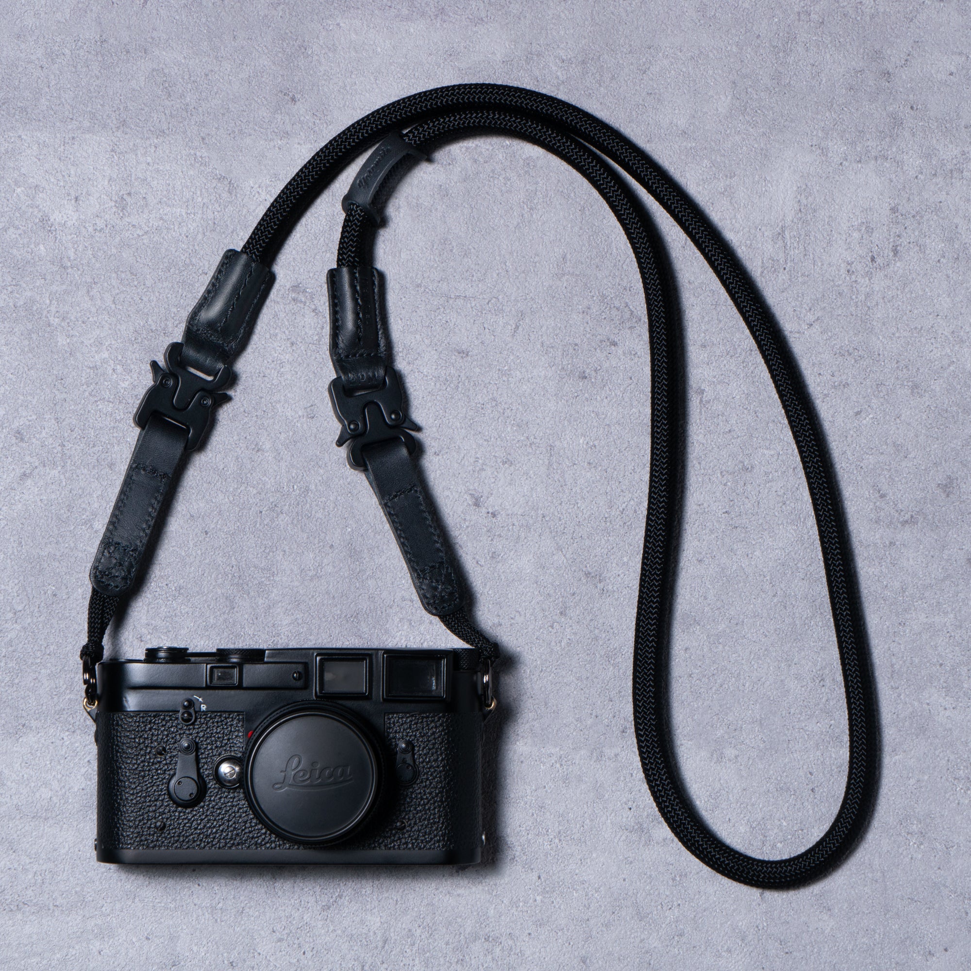 YOSEMITE CAMERA STRAP TOTEM <br>MAD BLACK<br>ヨセミテ カメラストラップ トーテム / マッドブラック