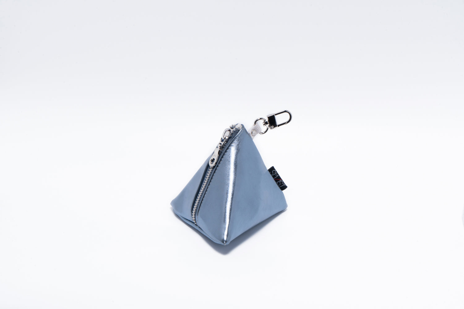 SMAST PYRAMID POUCH / METALLIC BLUE