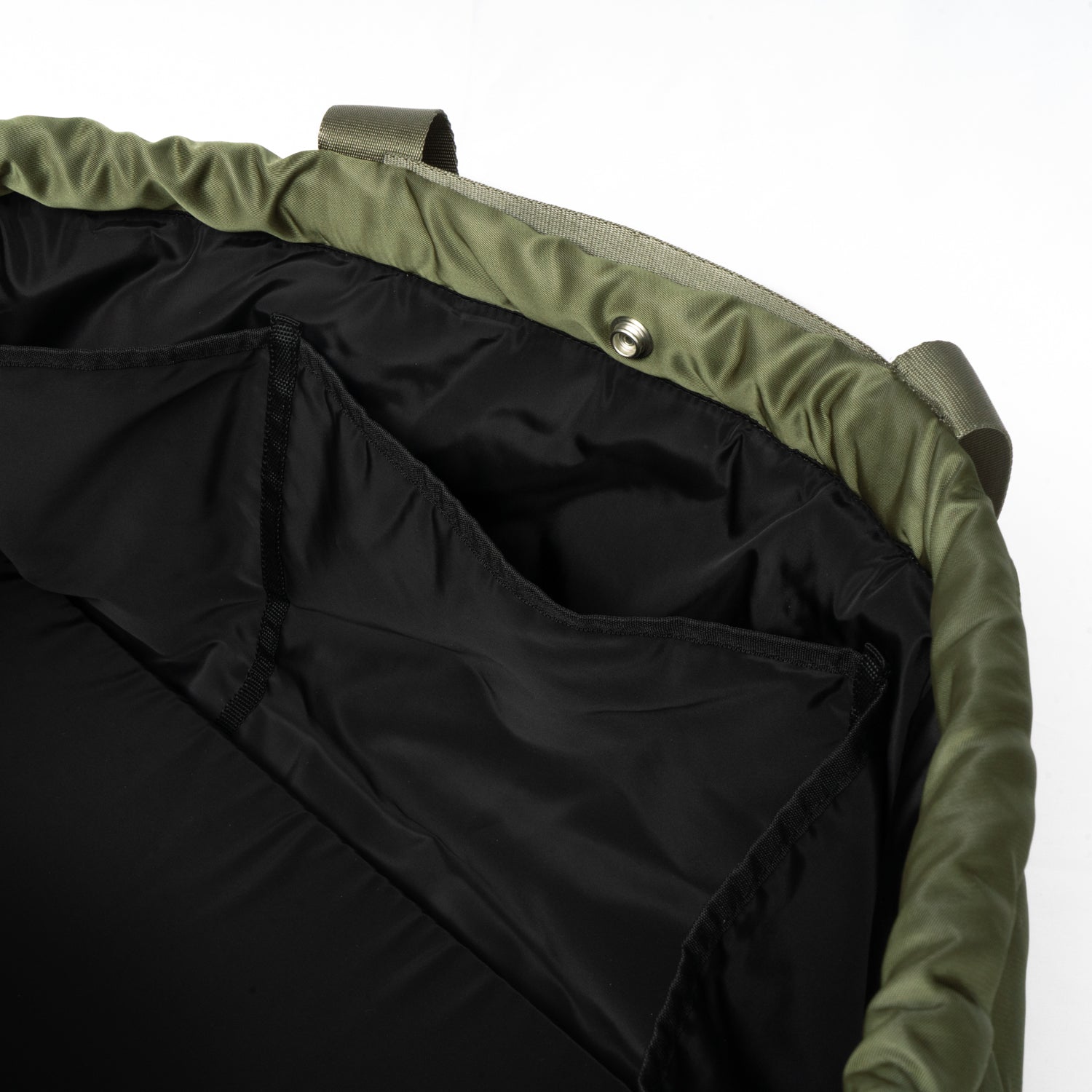 YOSEMITE PADDING NYLON DRAWSTRING TOTE L/KHAKI