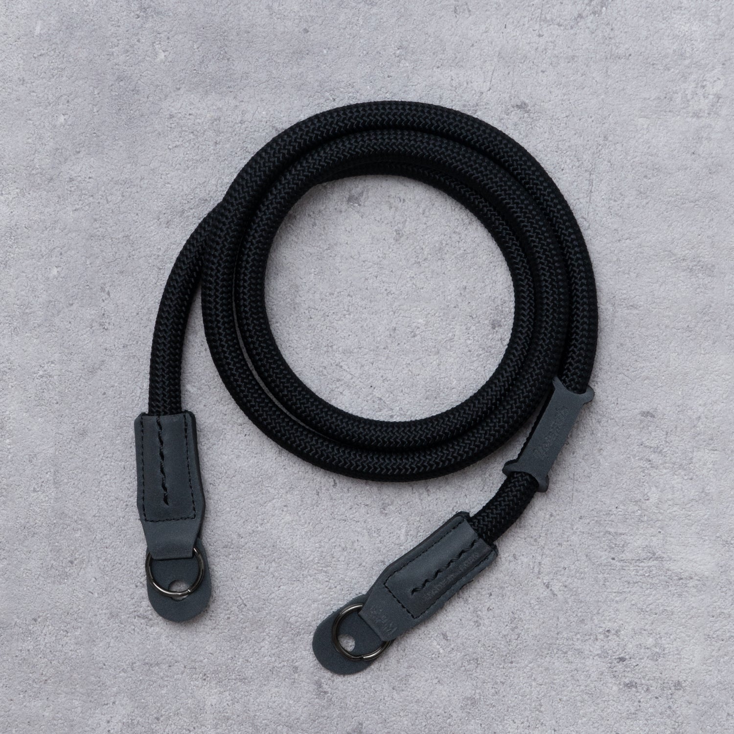 YOSEMITE CAMERA STRAP REFLECT<br>KARASU