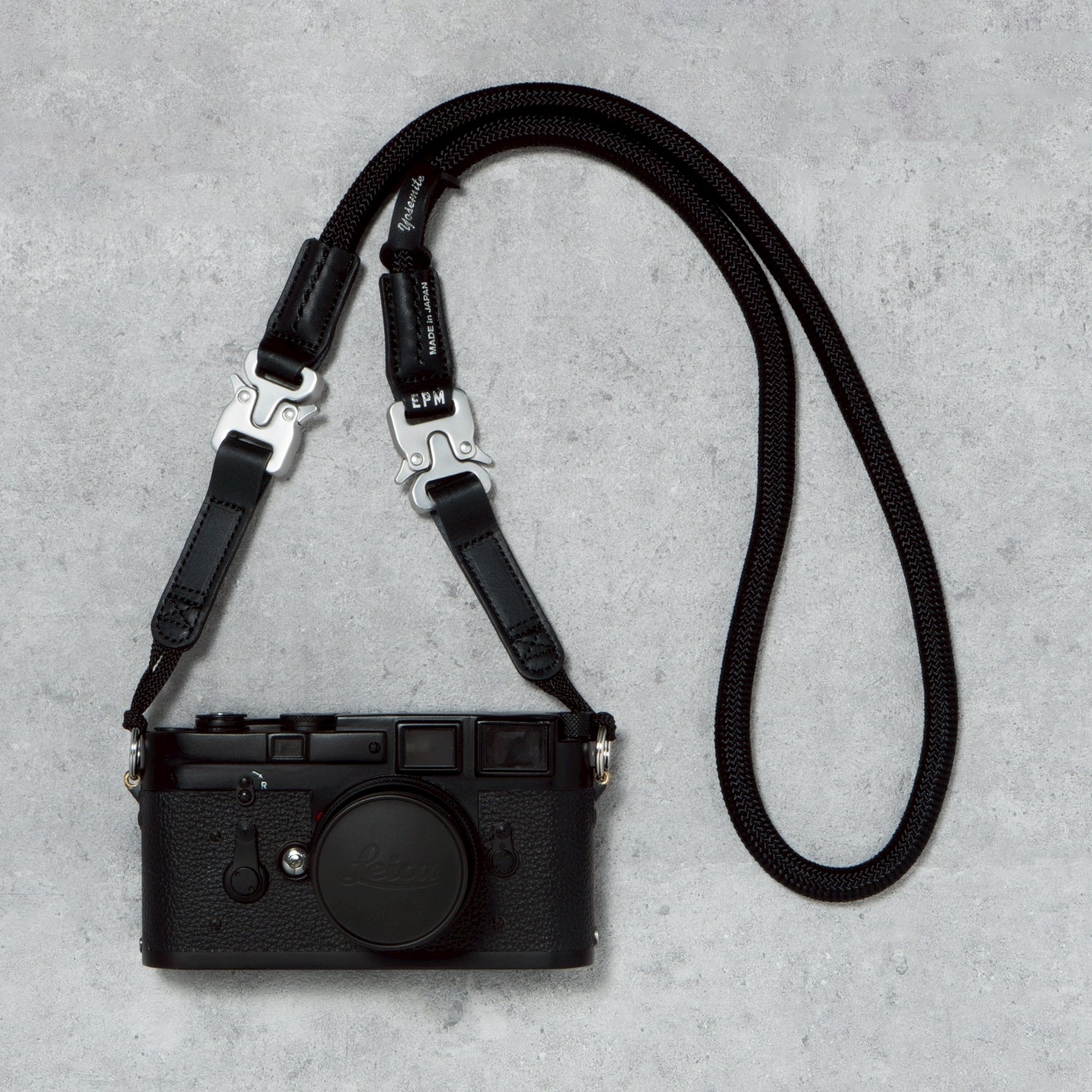 YOSEMITE CAMERA STRAP TOTEM <br>SILVER<br>ヨセミテ カメラストラップ トーテム / シルバー