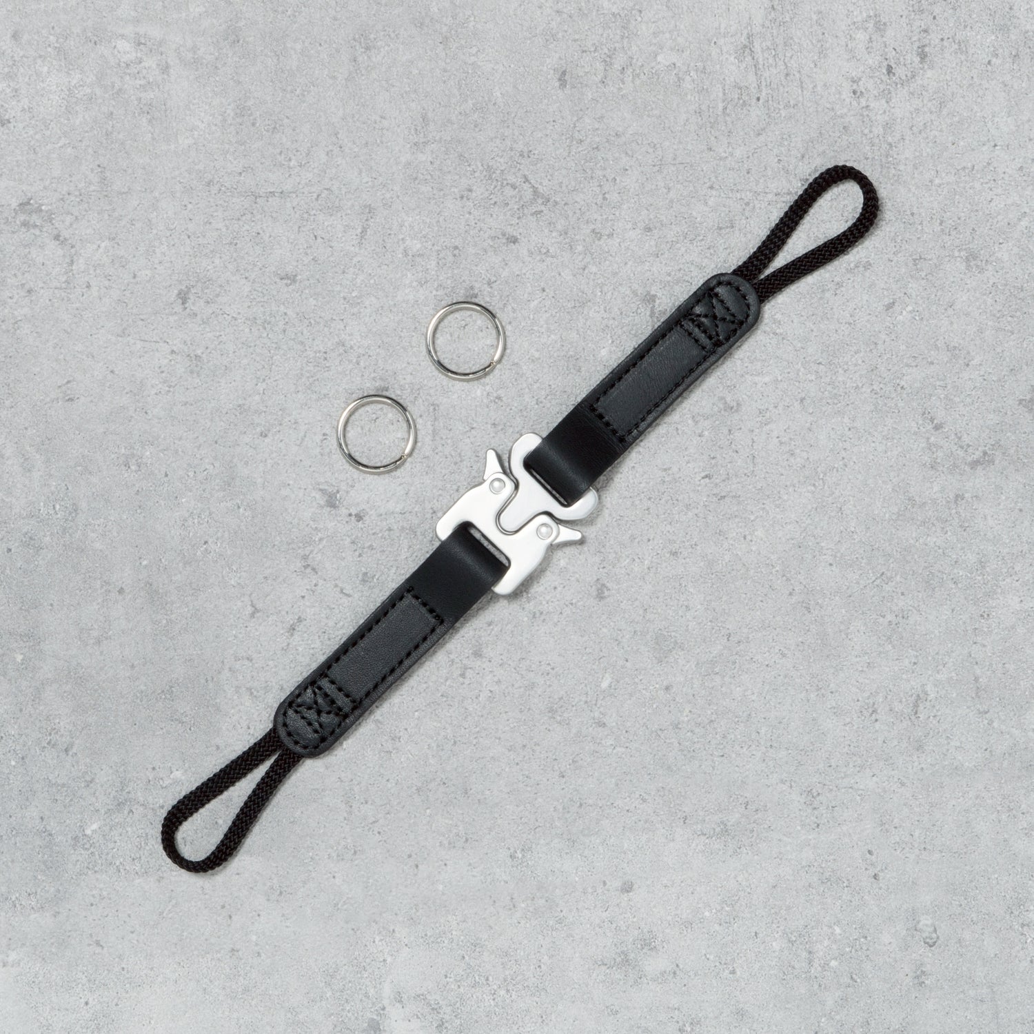 YOSEMITE CAMERA STRAP TOTEM <br>SILVER<br>ヨセミテ カメラストラップ トーテム / シルバー