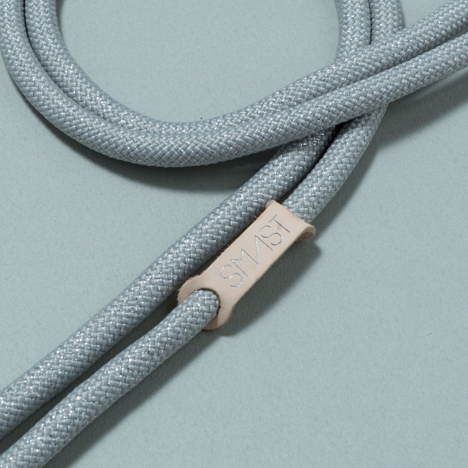 SMAST GLITTER MOBILE STRAP/SILVER