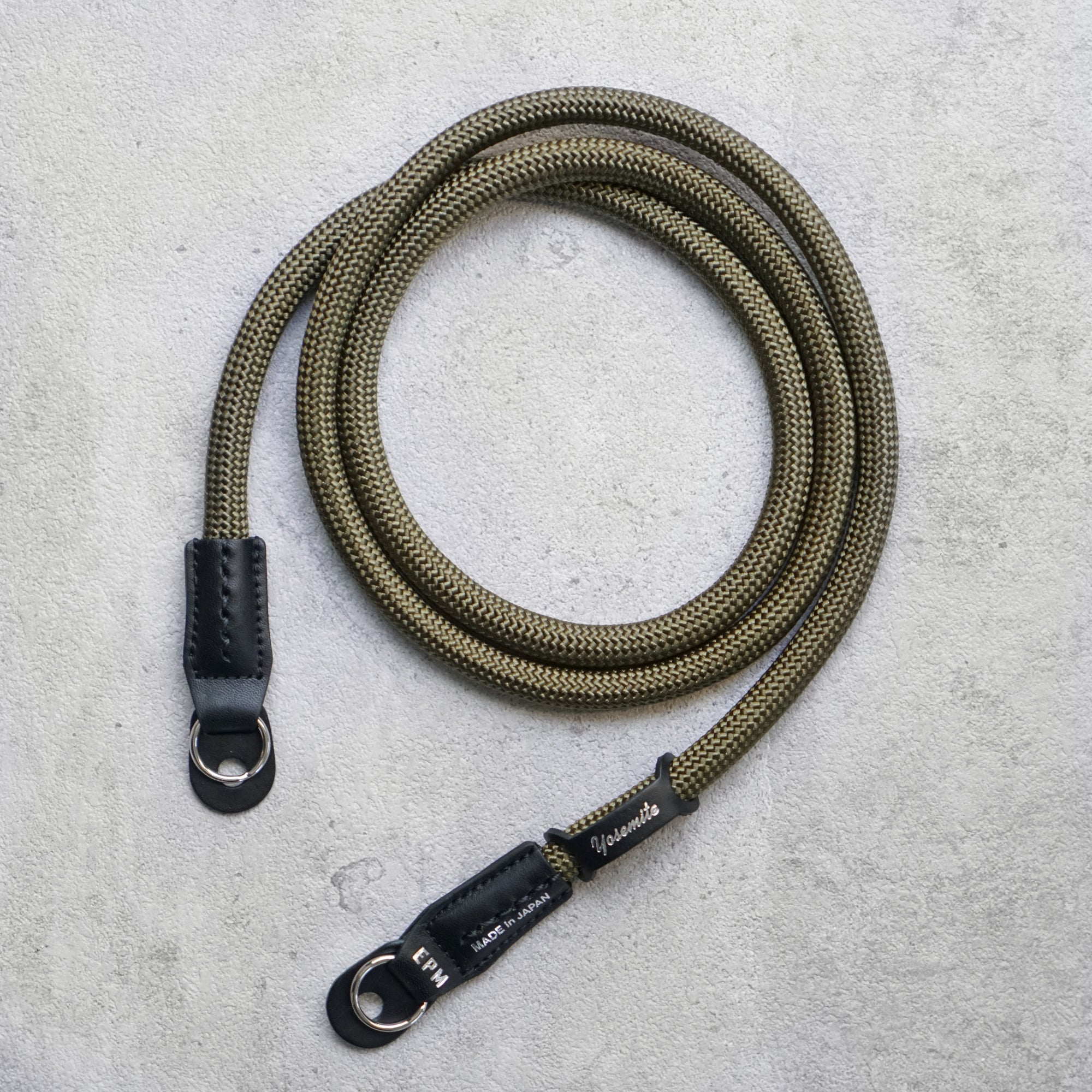 YOSEMITE CAMERA STRAP <br>MILITARY KHAKI<br>ヨセミテ カメラストラップ / ミリタリー カーキ