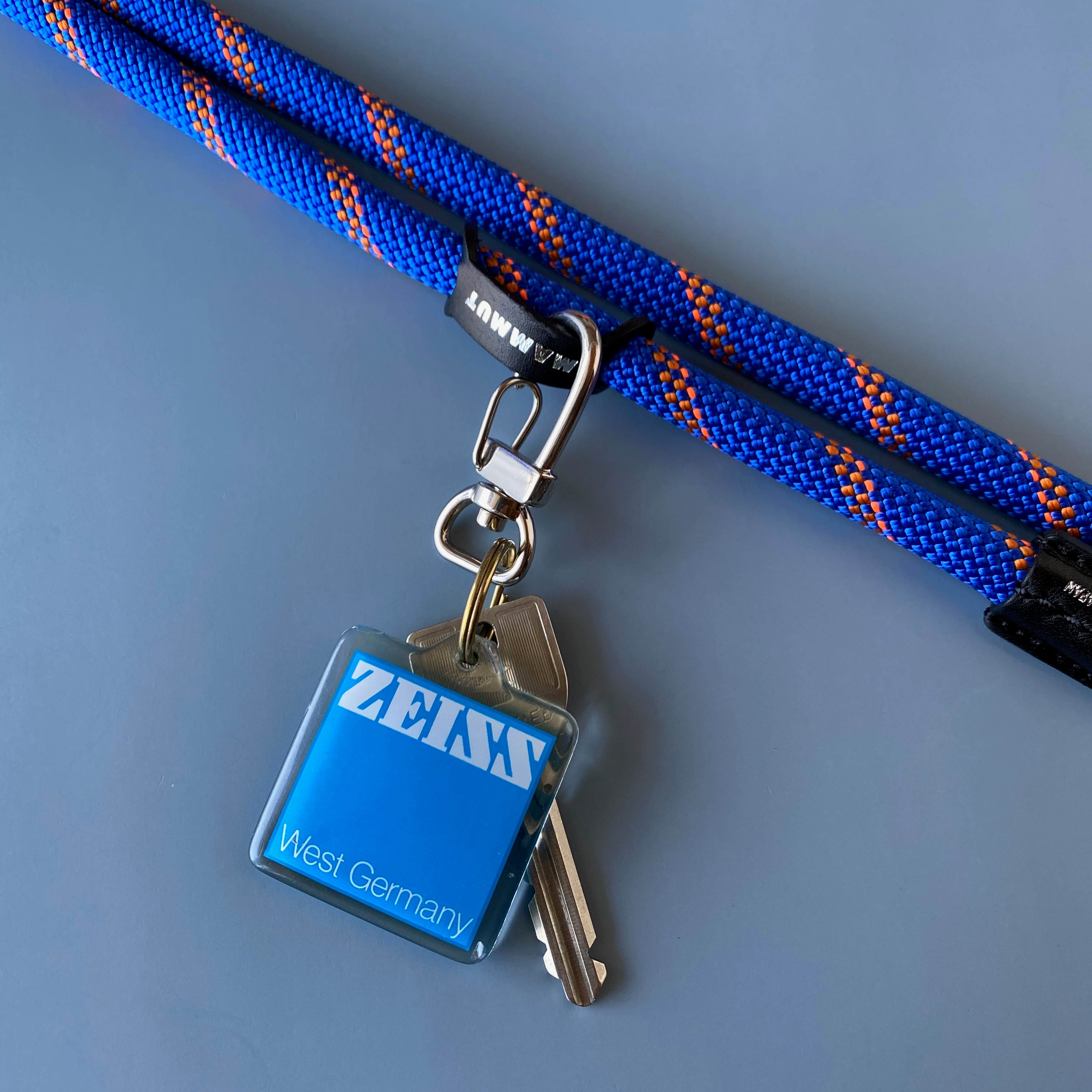 【MAMMUT EDITION】<br>YOSEMITE CAMERA STRAP<br> MOUNTAIN BLUE<br>マムートエディション ヨセミテカメラ ストラップ / マウンテンブルー